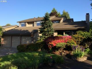 7056 Arranmore Way, Portland, OR 97223-7581