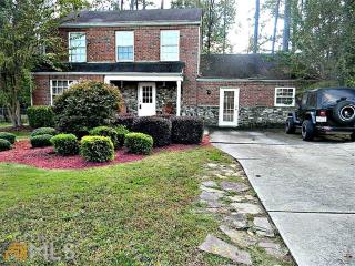 3075 Berkshire Mnr Dr, Alpharetta GA  30022-5023 exterior