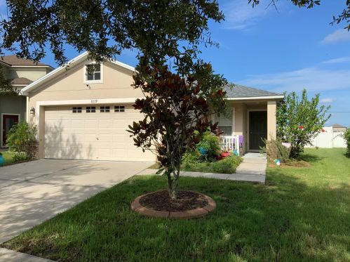 8119 Canterbury Lake Blvd, Tampa FL 33619-6674 exterior