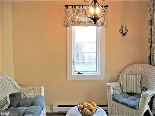 6819 Hopkins Nck Rd, Easton MD 21601-7702 exterior