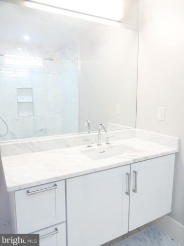 523 Lamont St, Washington DC  20010-2516 exterior