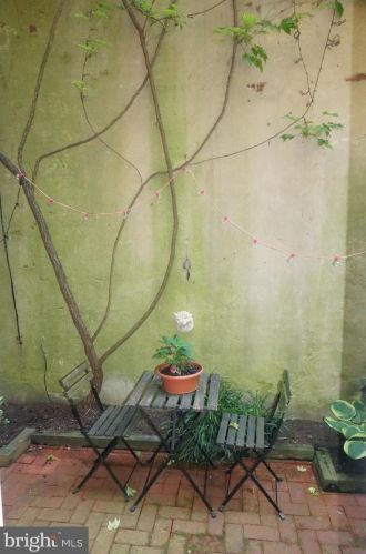 618 Kater St, Philadelphia PA 19147-1817 exterior