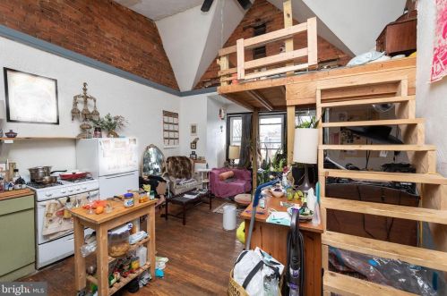 602 52 St, Philadelphia PA 19143-2602 exterior