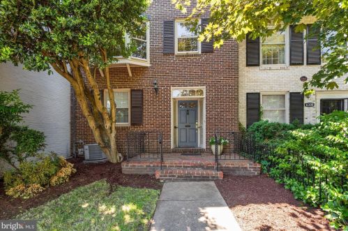 6310 Barrister Pl, Alexandria, VA 22307-1214