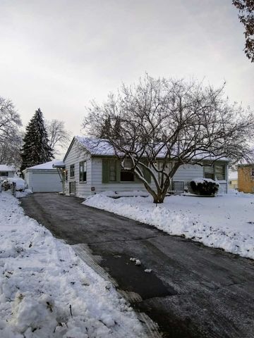 774 Howard Ave, Elmhurst, IL 60126-1760