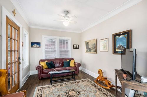 12 Chester Pkwy, Duluth MN 55805-1530 exterior