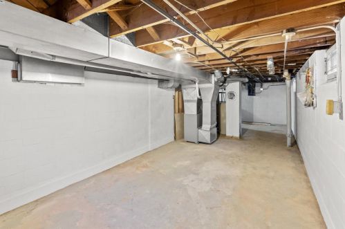 6073 36th St, Milwaukee WI  53221-4652 exterior