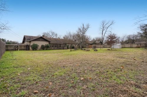 3414 Eldorado Trl, Austin TX 78739-5704 exterior