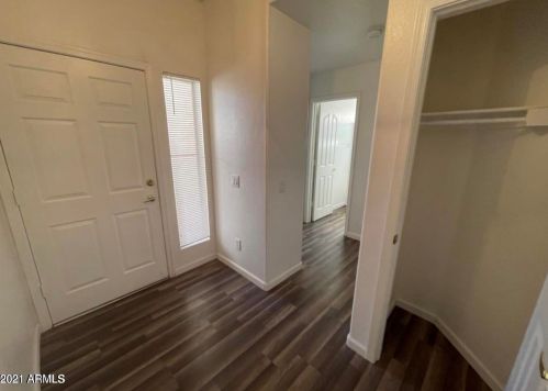 1782 Palm Beach Dr, Chandler AZ  85249-8716 exterior