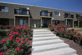 2859 93rd Plz, Omaha NE  68124-2843 exterior