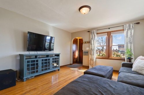 1697 Chatsworth, Saint Paul MN 55113-6536 exterior