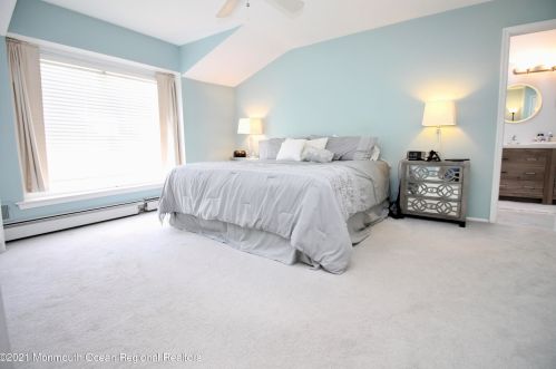 210 Kentucky Way, East Freehold NJ 07728-4657 exterior