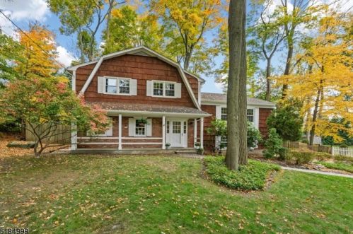 14 Stonehedge Ter, Sparta NJ 07871-1309 exterior