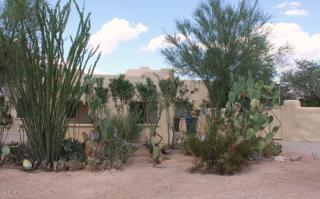 2423 Kleindale Rd, Tucson, AZ 85719-2442