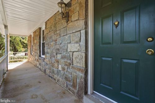 15523 Monona Dr, Rockville MD  20855-2718 exterior