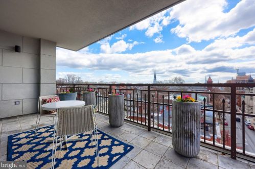 201 Duke St, Lancaster PA 17602 exterior