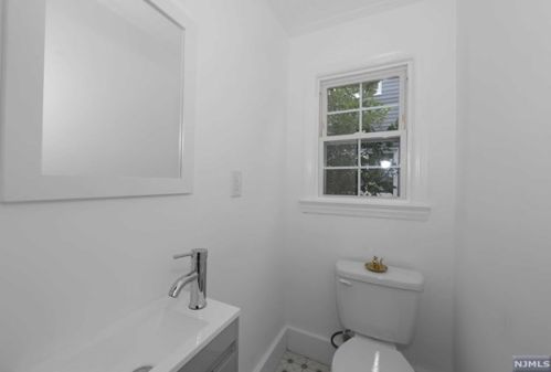 115 Oakdene Ave, Teaneck NJ  07666-4169 exterior