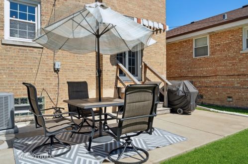 3254 Nottingham Ave, Chicago IL 60634-3612 exterior