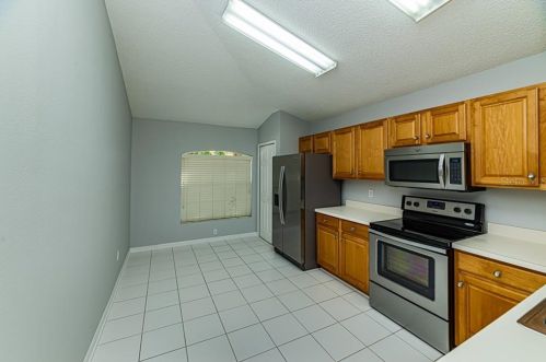 587 Randon Ter, Lake Mary FL  32746-2627 exterior