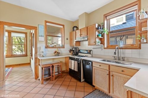 4430 Francisco Ave, Chicago IL 60652-3409 exterior