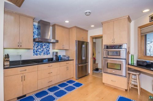 4930 Trails End Dr, Duluth MN 55811-3690 exterior