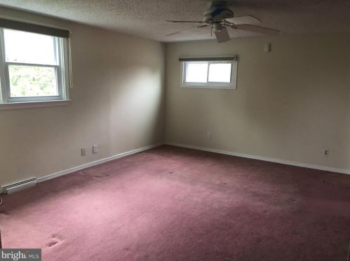 2084 Williamsburg Rd, Huntingdon Valley PA  19006-6757 exterior