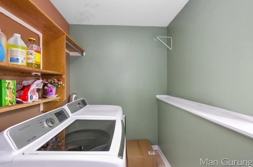 2528 Mapleview Ct, Grand Rapids MI 49508-8427 exterior