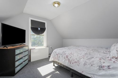 5638 Tripp Ave, Chicago IL 60629-4844 exterior