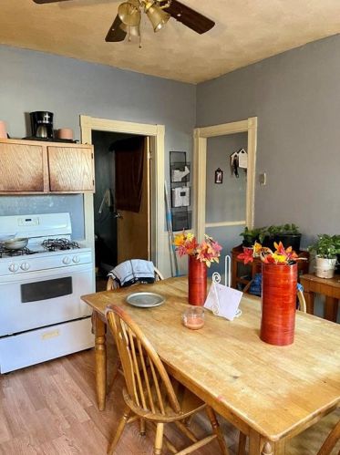 1258 Plainfield St, Providence RI 02909-4449 exterior