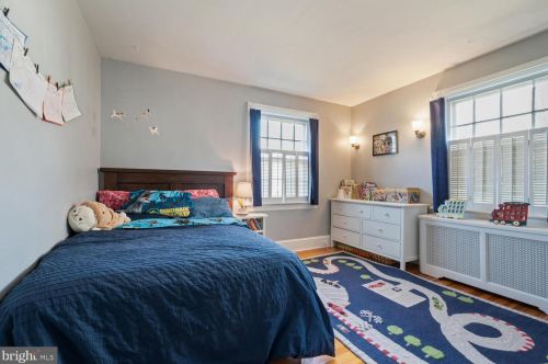 17 Morningside Dr, Trenton NJ 08618-4914 exterior