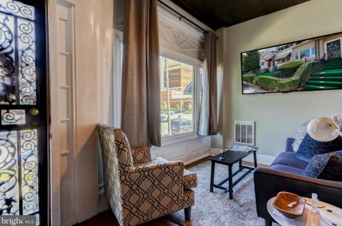 5412 Cedar Ave, Philadelphia PA 19143-1952 exterior