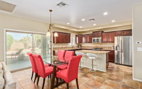 11779 Mesquite Holw Dr, Tucson AZ 85737-7350 exterior