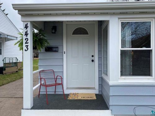 4423 Mcculloch St, Duluth MN 55804-1937 exterior