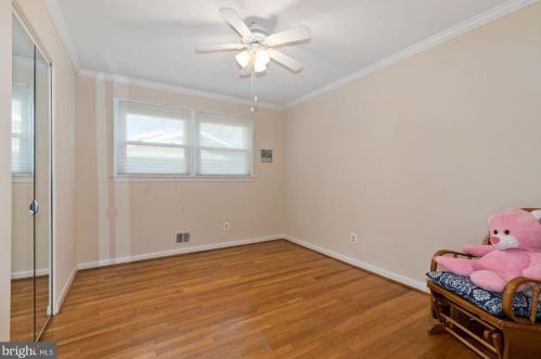 11837 Enid Dr, Rockville MD 20854-3454 exterior