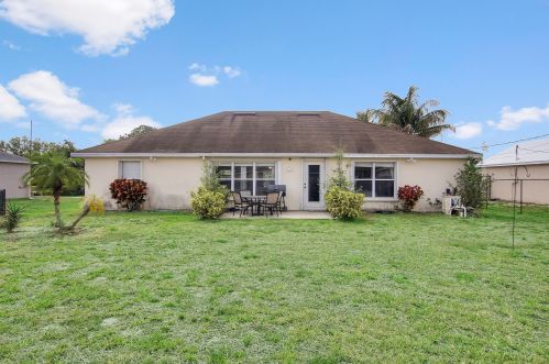 761 General Patton Ter, Fort Pierce FL  34953-2657 exterior