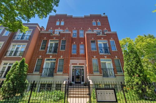 5834 Paulina St, Chicago, IL 60660-3296