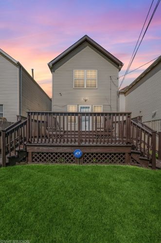 6943 East End Ave, Chicago IL  60649-1421 exterior