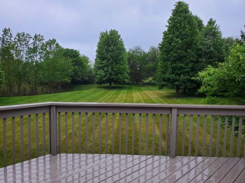 2203 Timberline Trl, Bull Valley IL 60098-8759 exterior