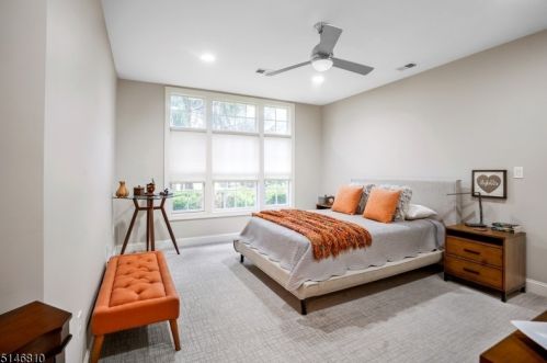 402 Turlington Ct, Livingston NJ exterior