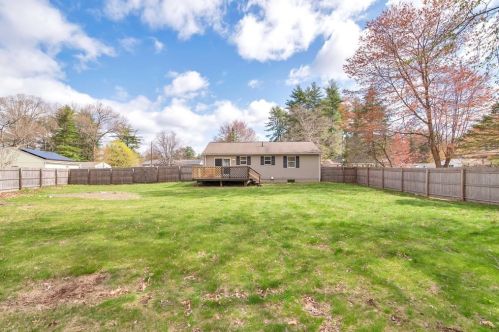 105 Joan St, Springfield MA  01129-1533 exterior