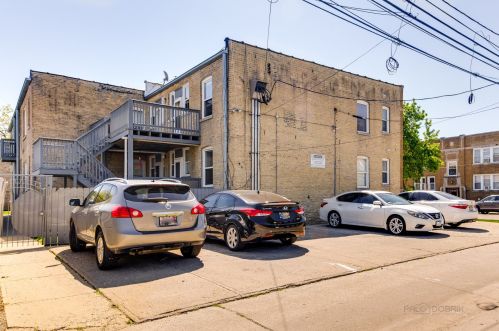 4546 Barry Ave, Chicago IL 60641-5256 exterior