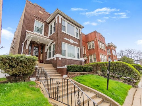 7947 Sangamon St, Chicago, IL 60620-2532