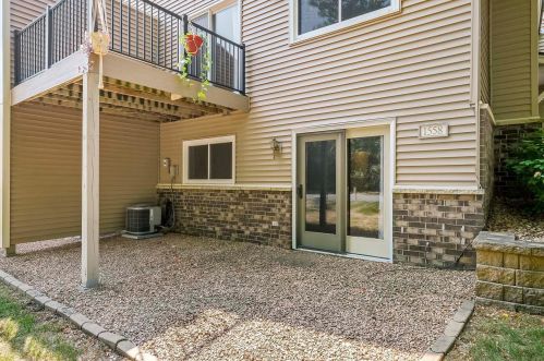 1558 Baylor Ct, Saint Paul MN 55122-4820 exterior