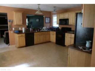 710 Milby Dr, Chesapeake, VA 23325-5010