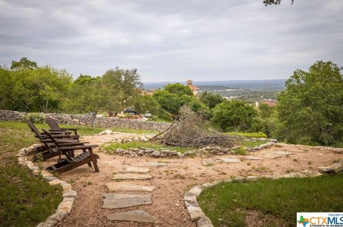 2763 Frontier, Spring Branch TX 78070-5949 exterior