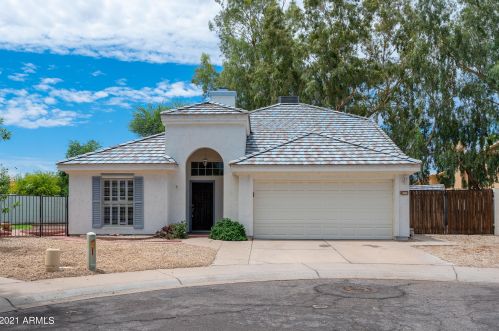 1114 Madrid Ln, Chandler AZ  85226-1481 exterior