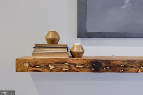 419 Pine St, Lancaster PA  17603-3311 exterior