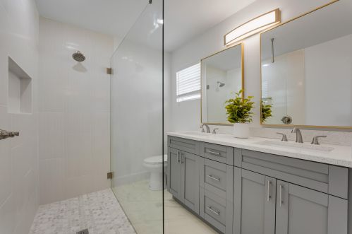 2083 13 Ter, Boynton Beach FL 33426-5837 exterior