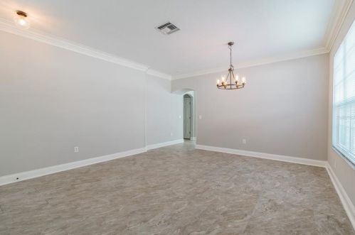 8814 Cypress Hammock Dr, Tampa FL  33614-8100 exterior