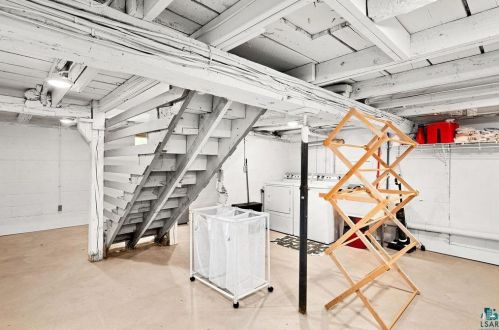 4074 Tischer Rd, Duluth MN 55803-1151 exterior